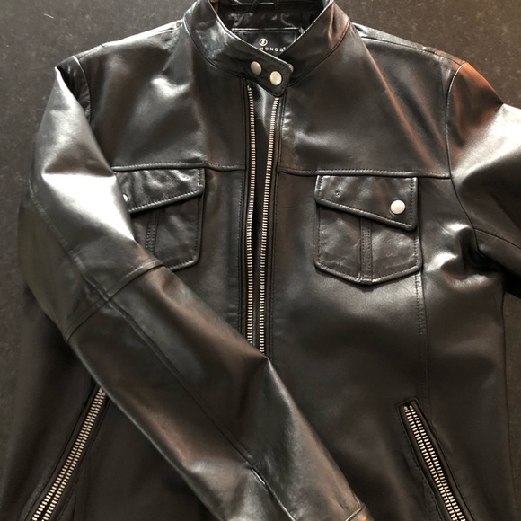 Leather jacket - Picture 4 of 5